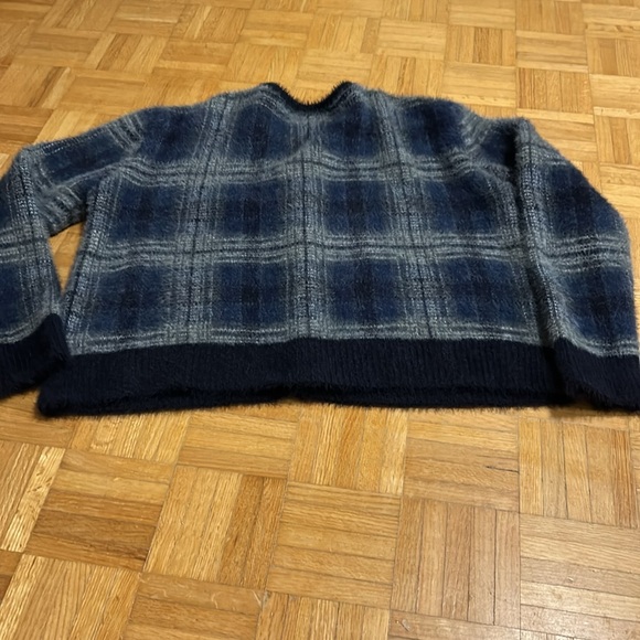 UNIF NWOT - Picture 4 of 9